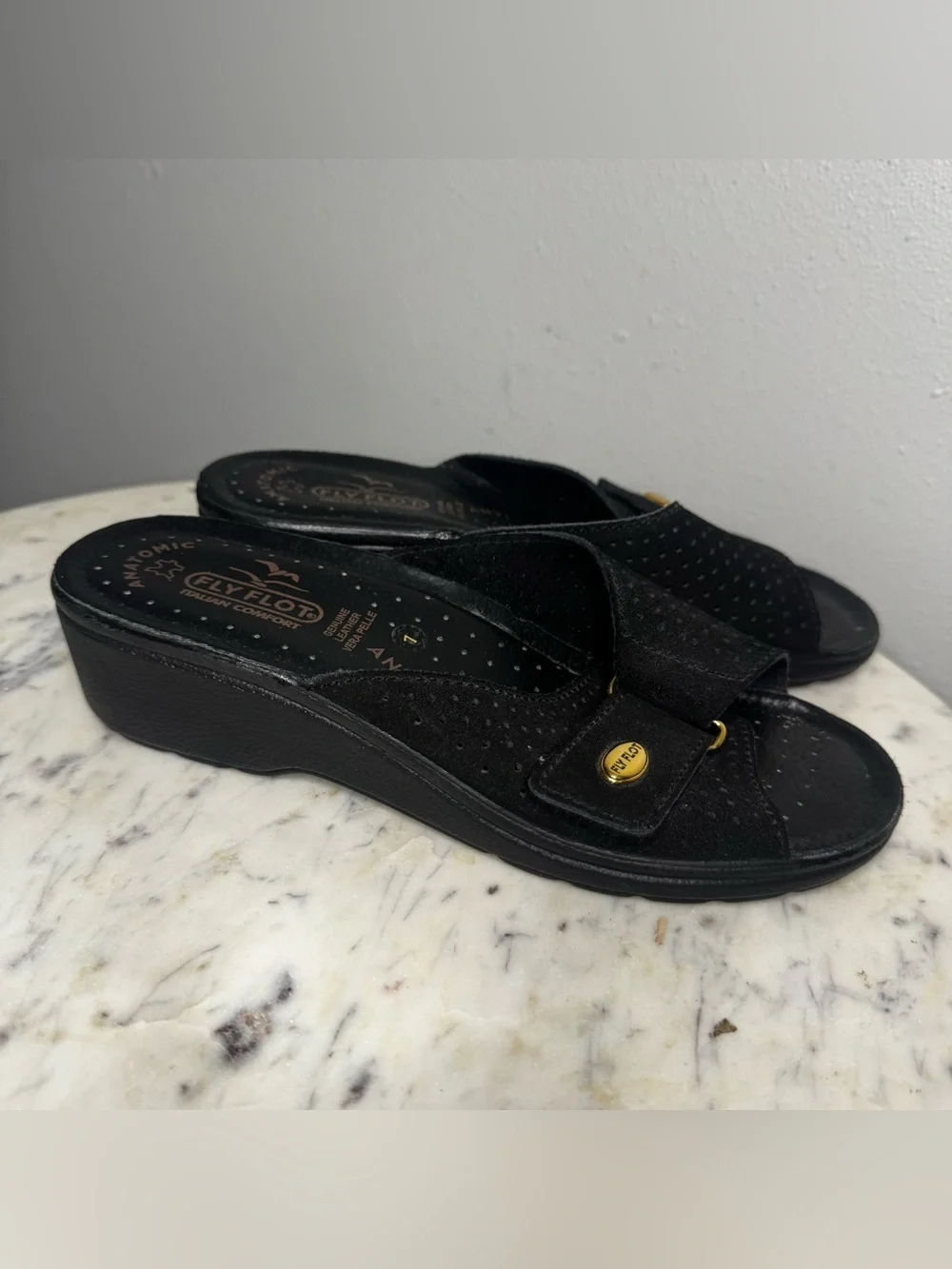 Fly Flot Italian Comfort Sandals Size 7 US/ 37 Euro black wedges Suede shoes